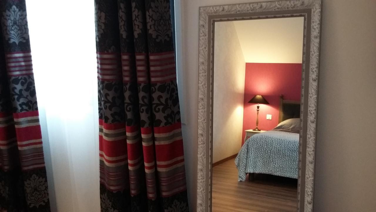 Hotel Les Aubépines Illiers-Combray Esterno foto